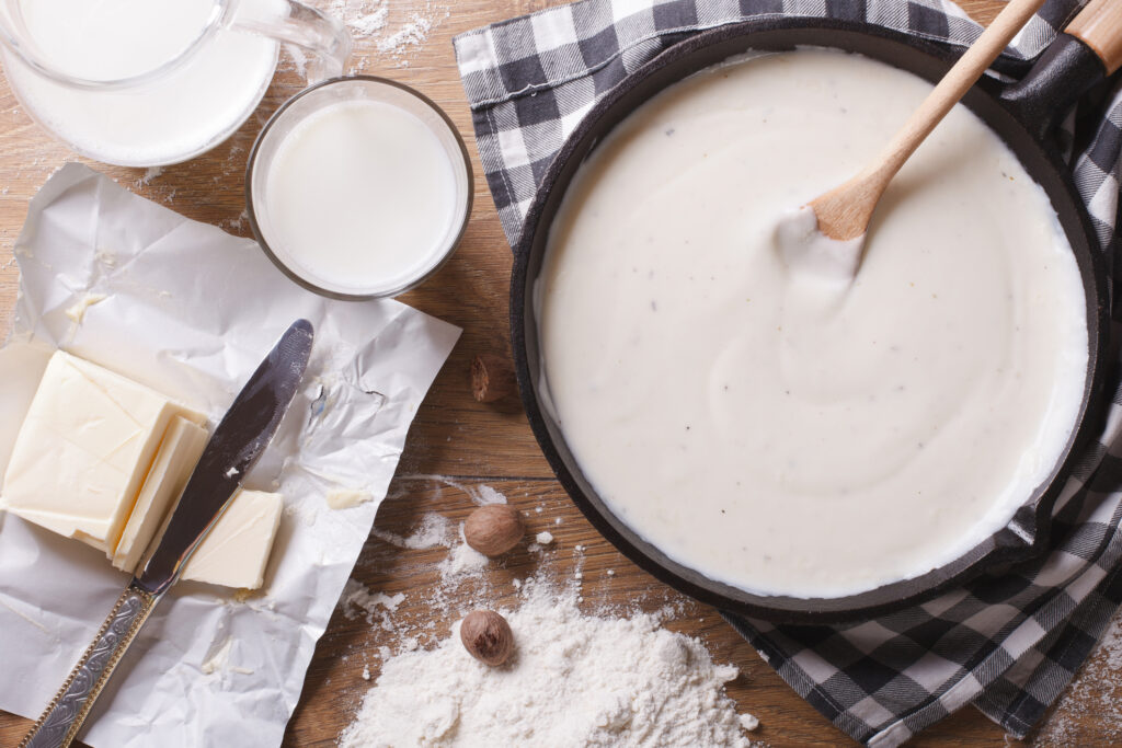 Besciamella,Ricetta besciamella,Come fare la besciamella,Salsa besciamella,Cucina italiana